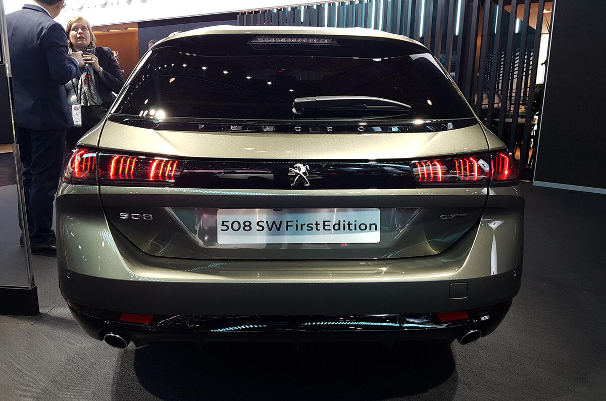 Peugeot 508 SW First Edition Paris reveal rear end