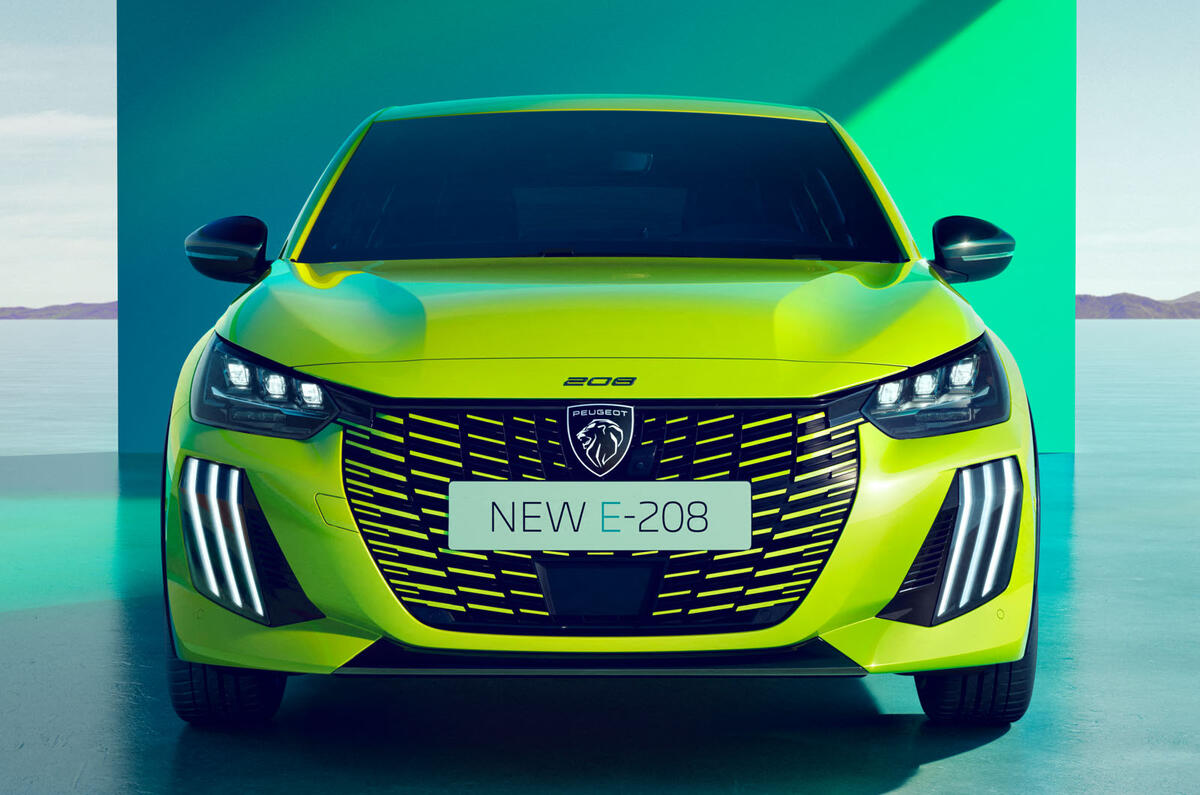 Peugeot e 208 2024 front Peugeot e 208 2024 front