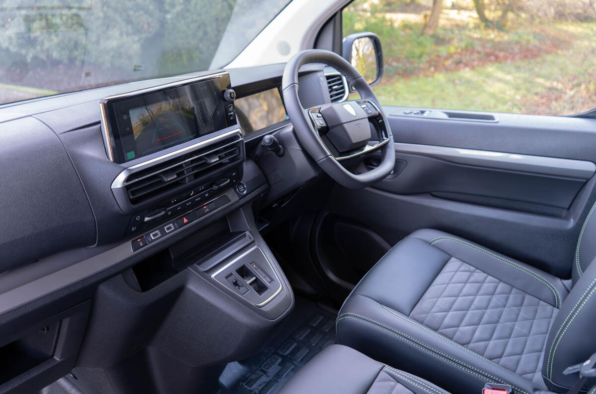 Peugeot Expert Sport dashboard Peugeot Expert Sport dashboard