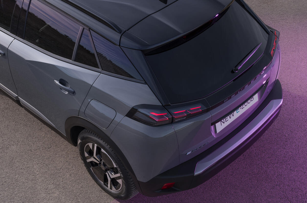 Peugeot 2008 rear quarter Peugeot 2008 rear quarter