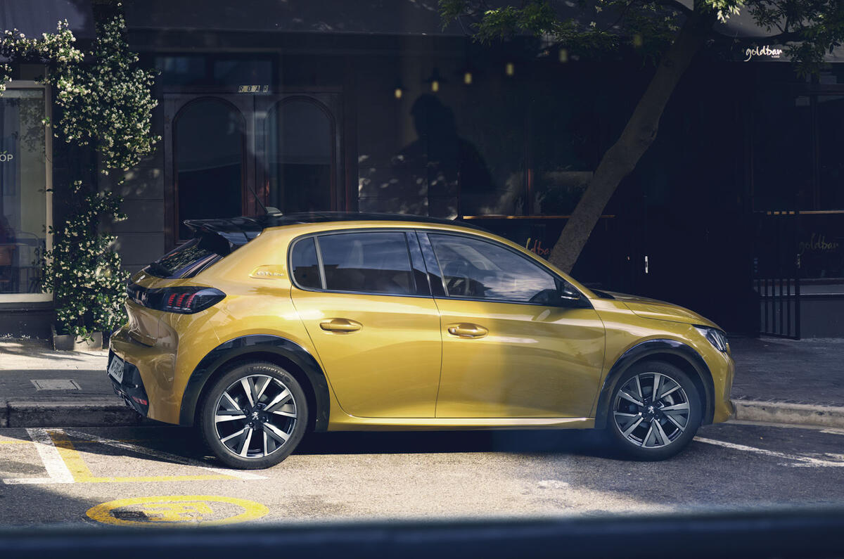 New Peugeot 208 revealed