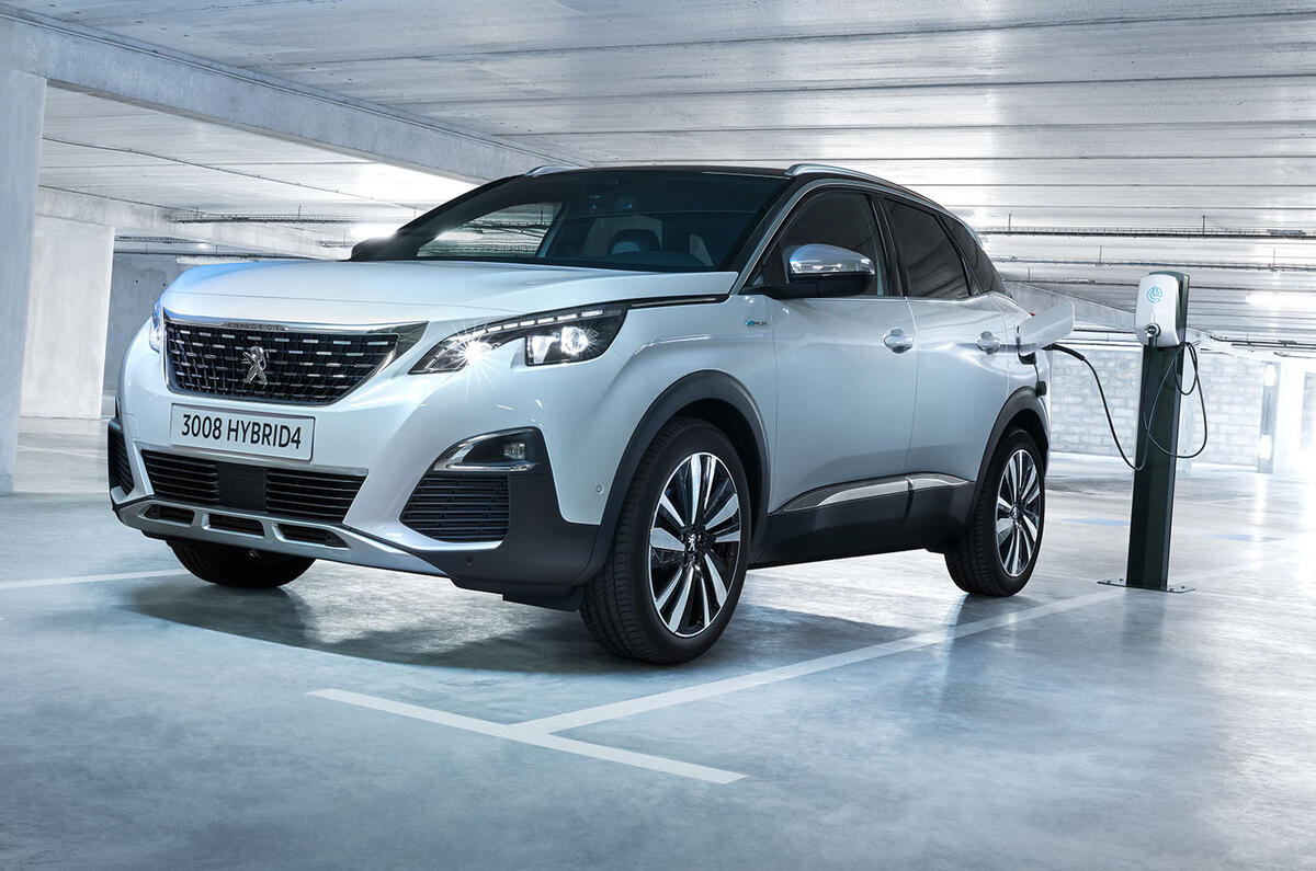 Peugeot 3008 GT Hybrid4 - front