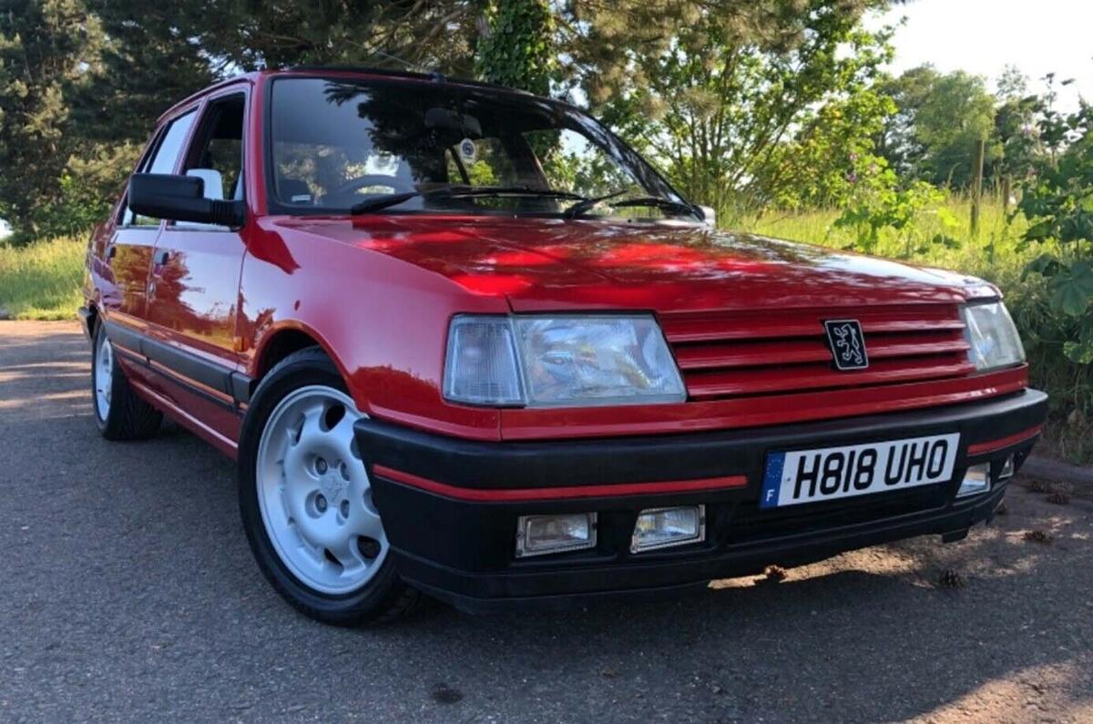 Peugeot 309 GTI - front