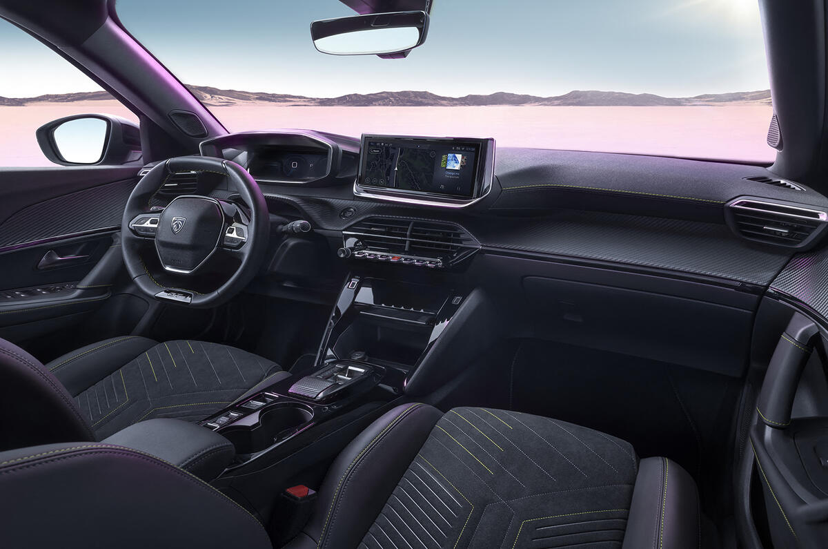 Peugeot e 2008 interior side Peugeot e 2008 interior side