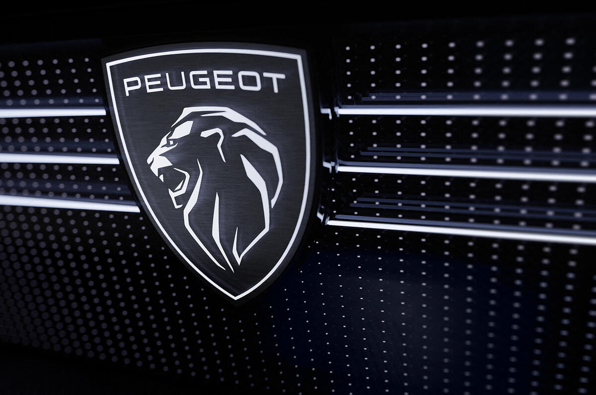 Peugeot Inception Concept badge