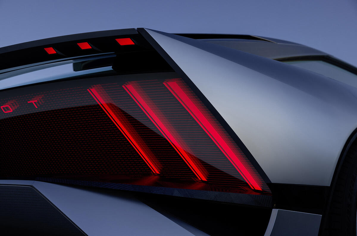 Peugeot Inception Concept rear lights