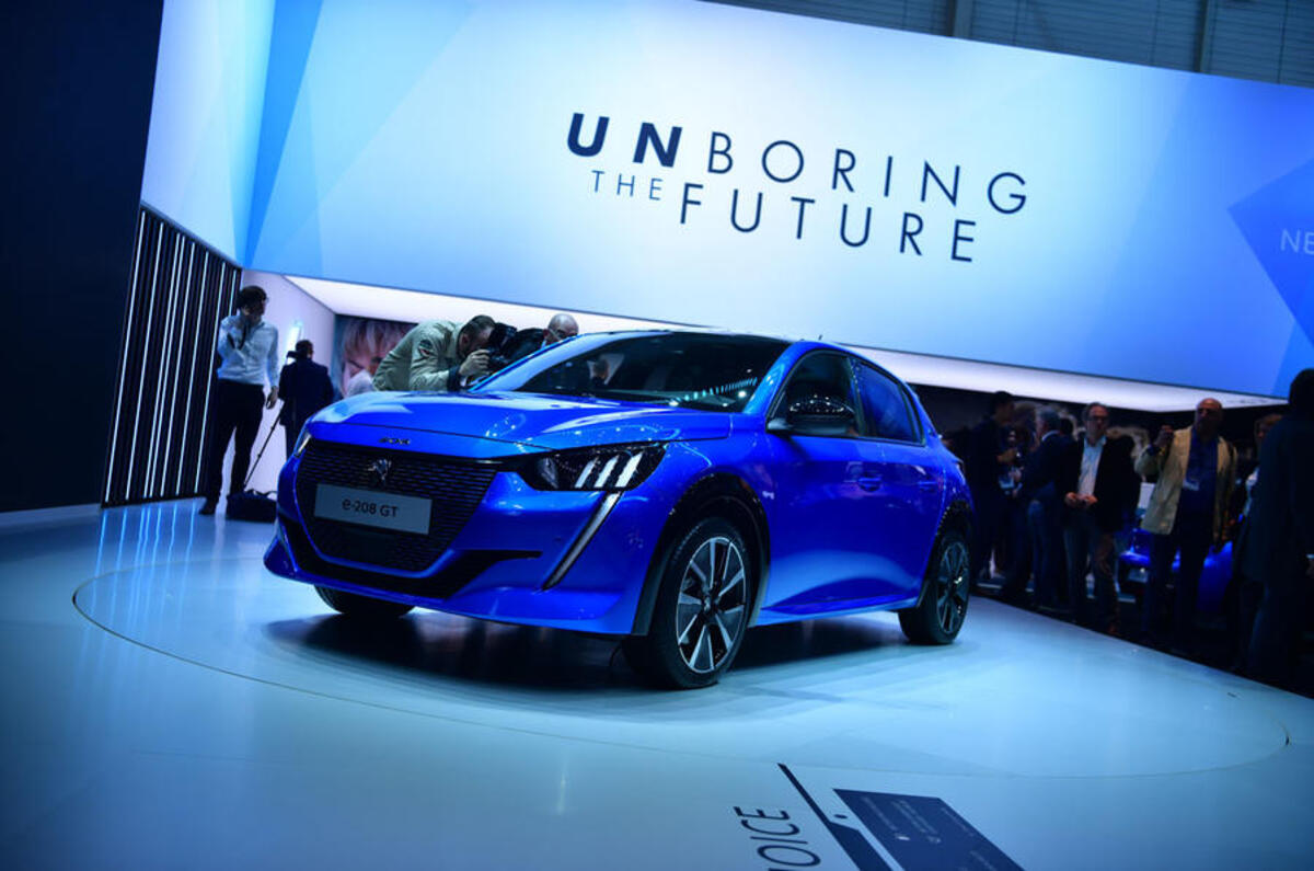 Peugeot 208 e-GT - front