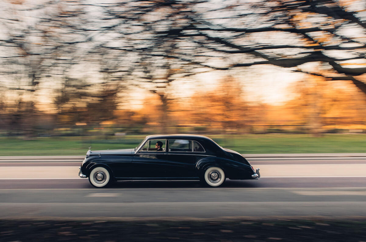 Lunaz Rolls-Royce Phantom driving -  side