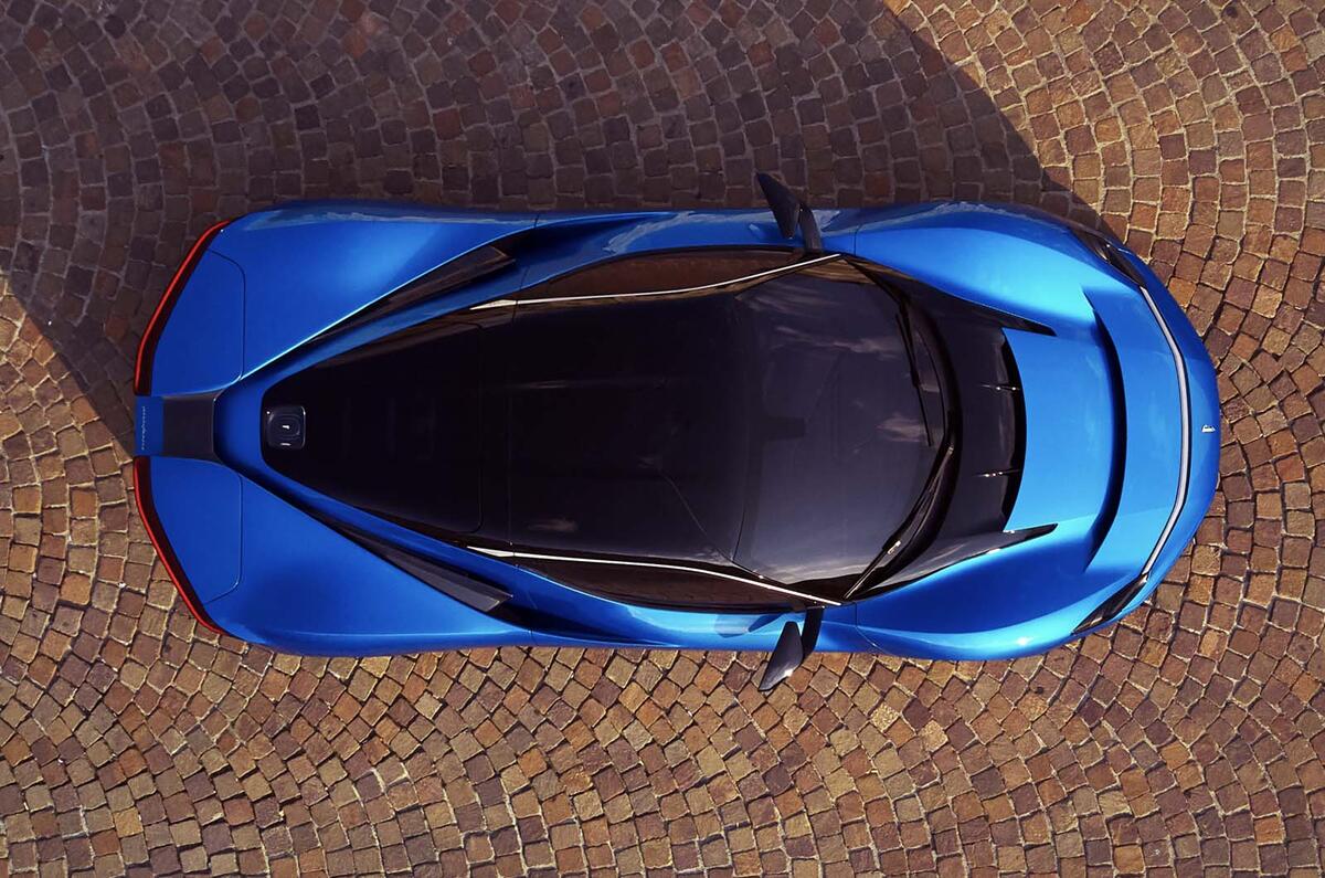 Pininfarina Battista in Turin - roof