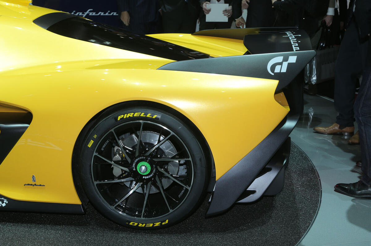 Pininfarina Fittipaldi EF7