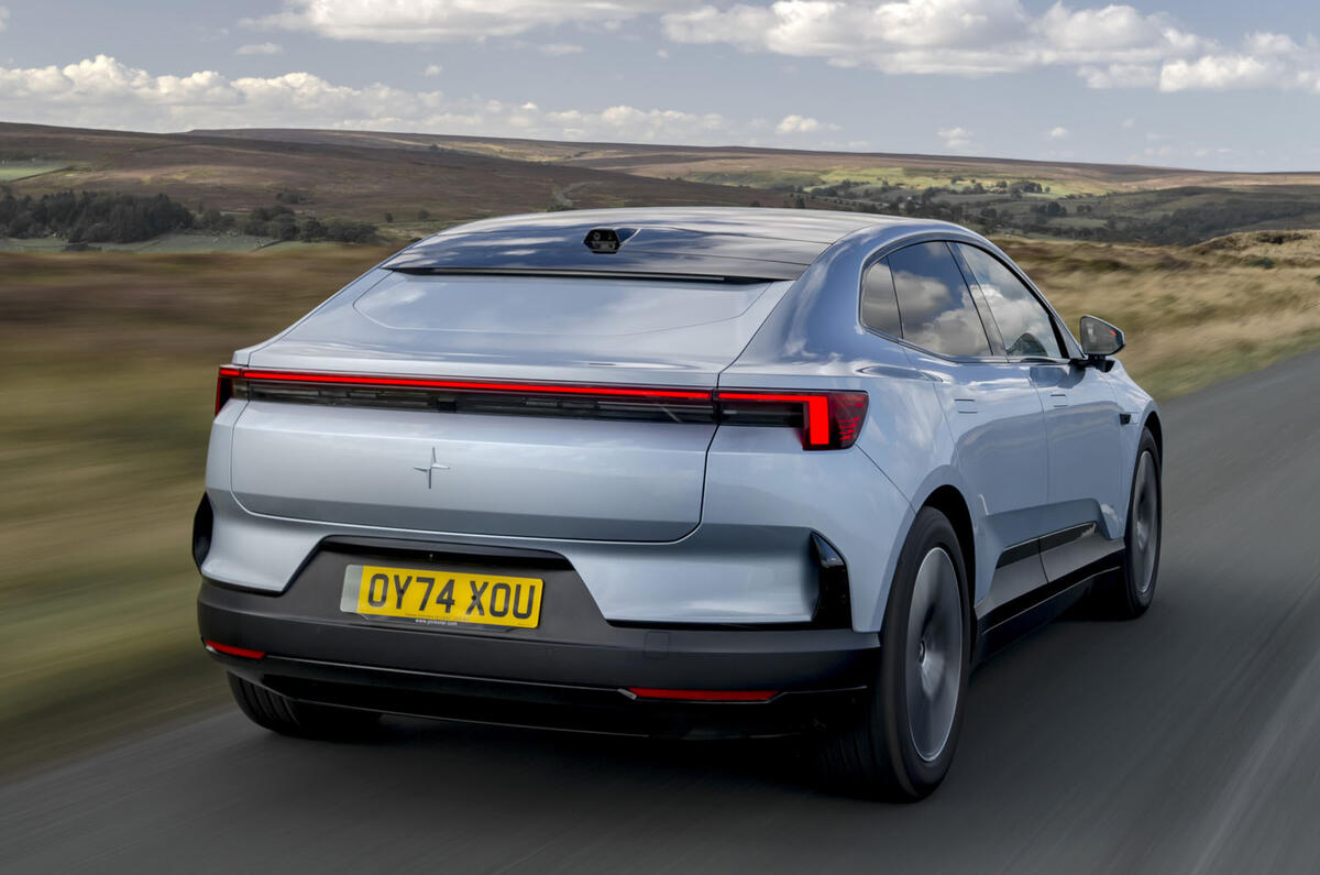 Polestar 4 rear quarter tracking