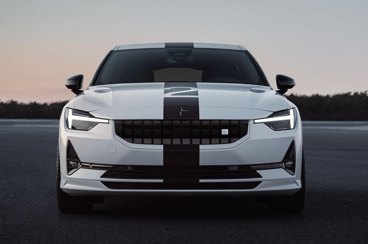 Polestar2 BST Edition 270 static front on track Polestar2 BST Edition 270 static front on track