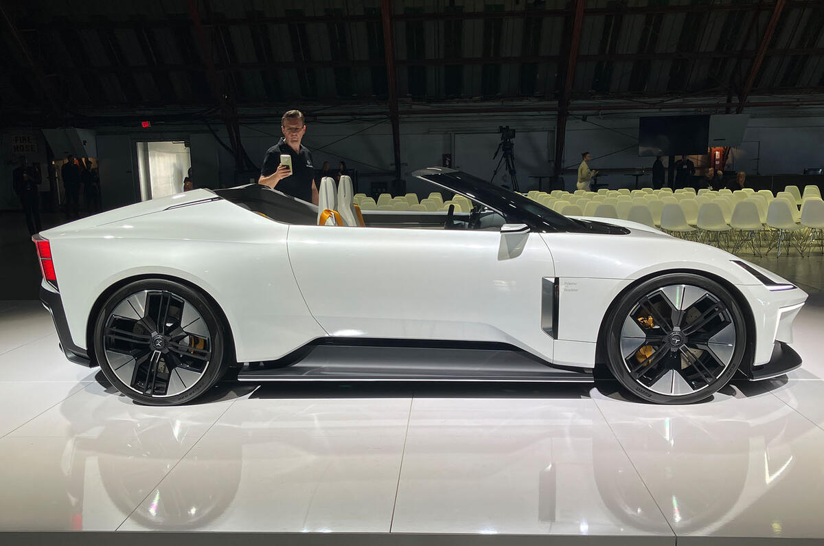 Polestar 6 side
