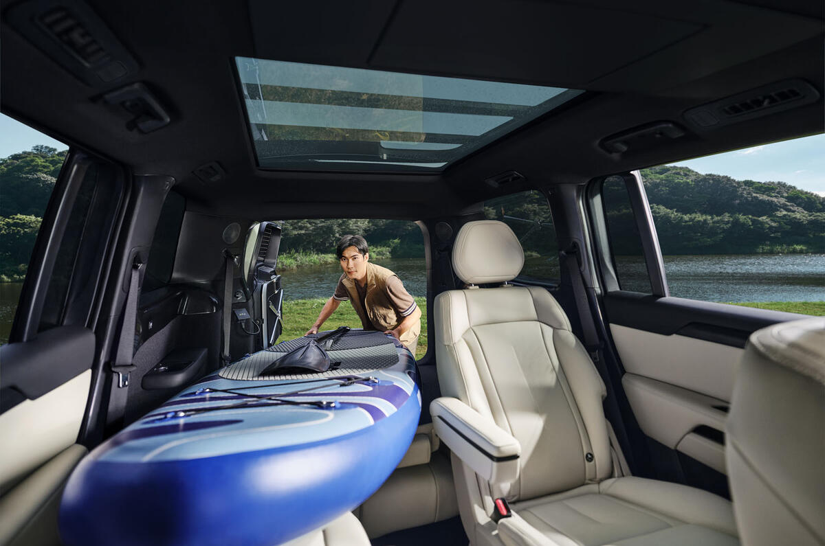 Polestones 01 2023 canoe in boot