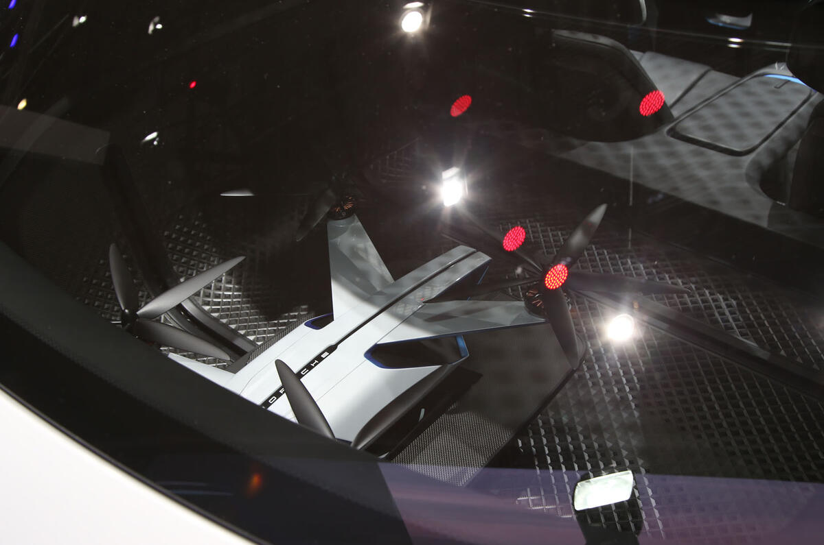 Porsche Mission E Cross Turismo previews 2021 production crossover