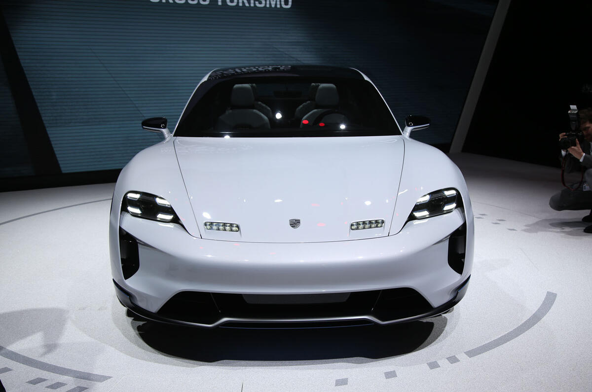 Porsche Mission E Cross Turismo previews 2021 production crossover