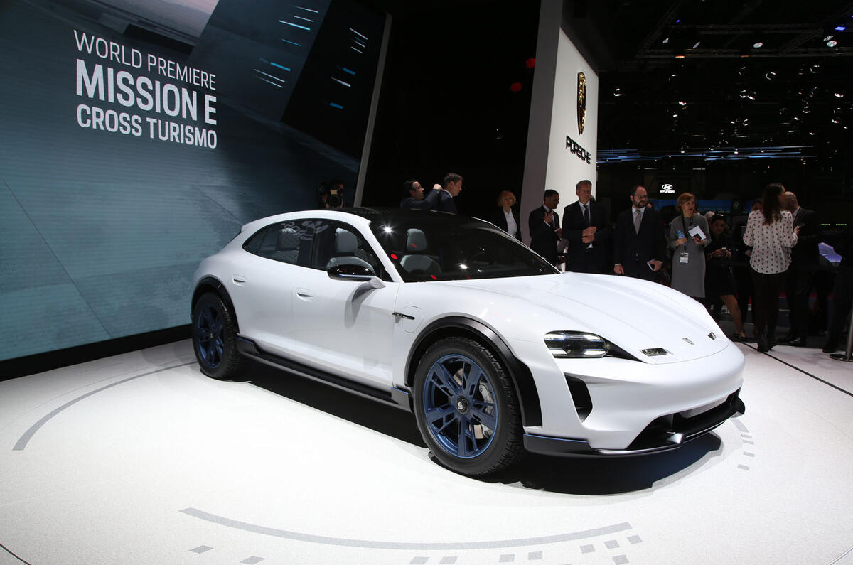 Porsche Mission E Cross Turismo previews 2021 production crossover