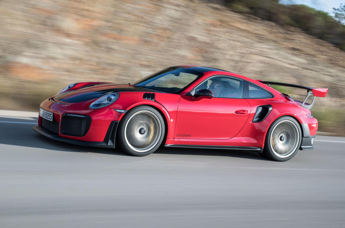 porsche 911 gt2 rs side porsche 911 gt2 rs side