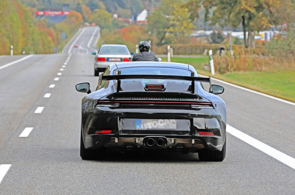 2020 Porsche 911 GT3 spies production body exhaust