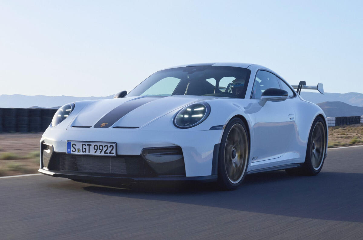 Porsche 911 GT3 2025 front quarter tracking Porsche 911 GT3 2025 front quarter tracking