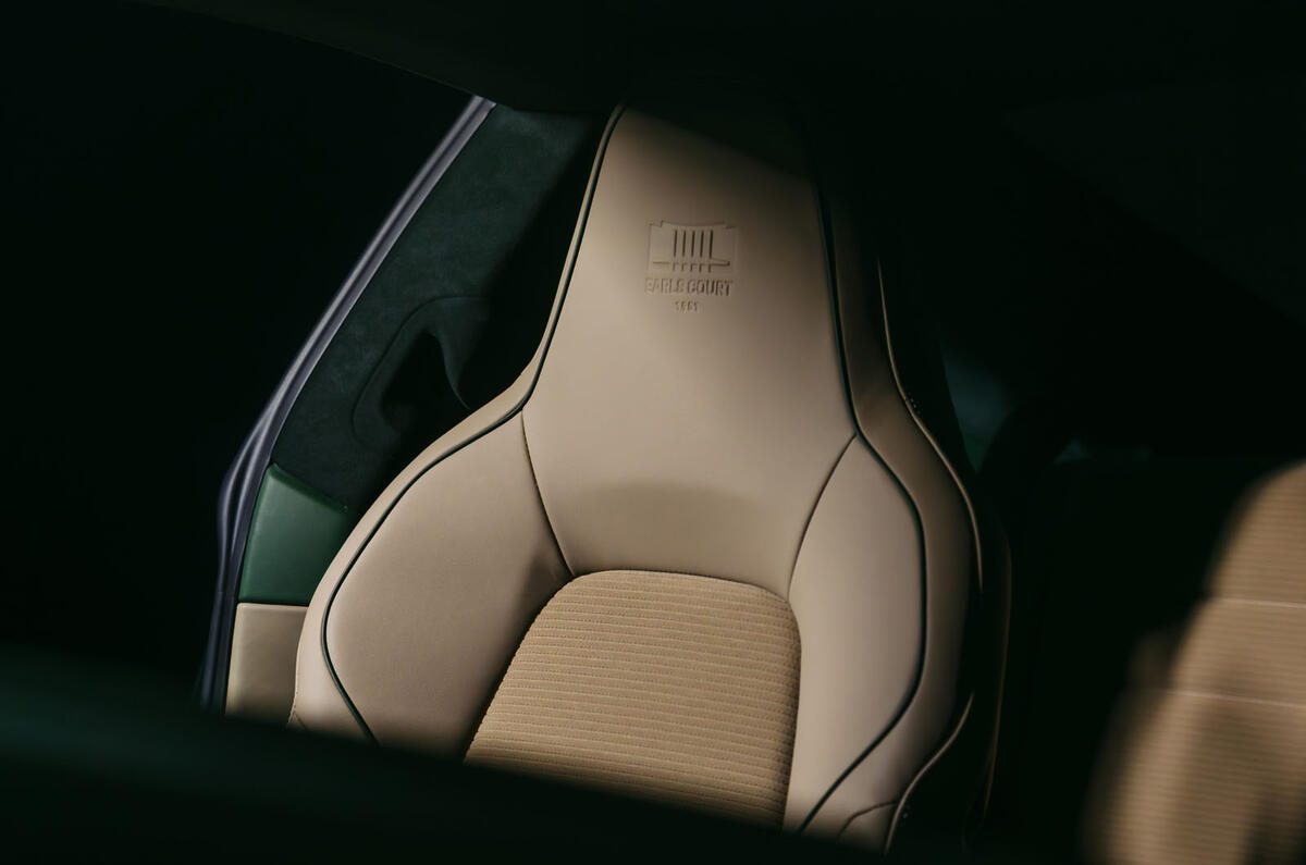Porsche 911 GT3 EC51 10