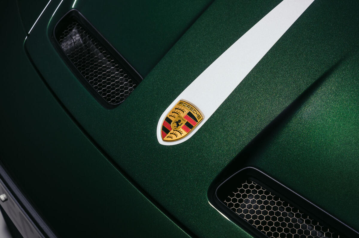 Porsche 911 GT3 EC51 9