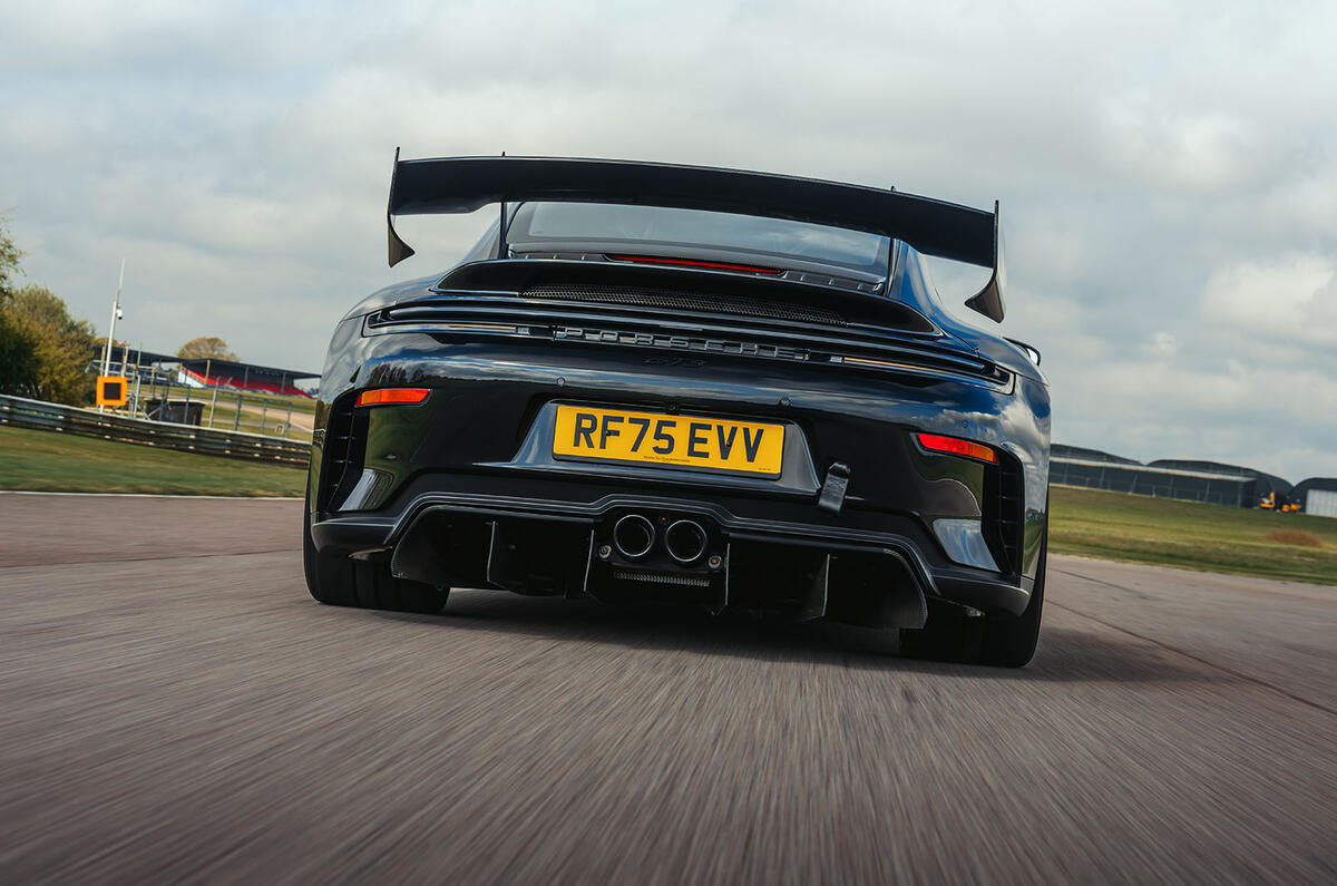 Porsche 911 GT3 Manthey review 2026035