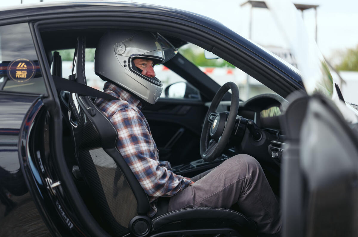 Porsche 911 GT3 Manthey review 2026039