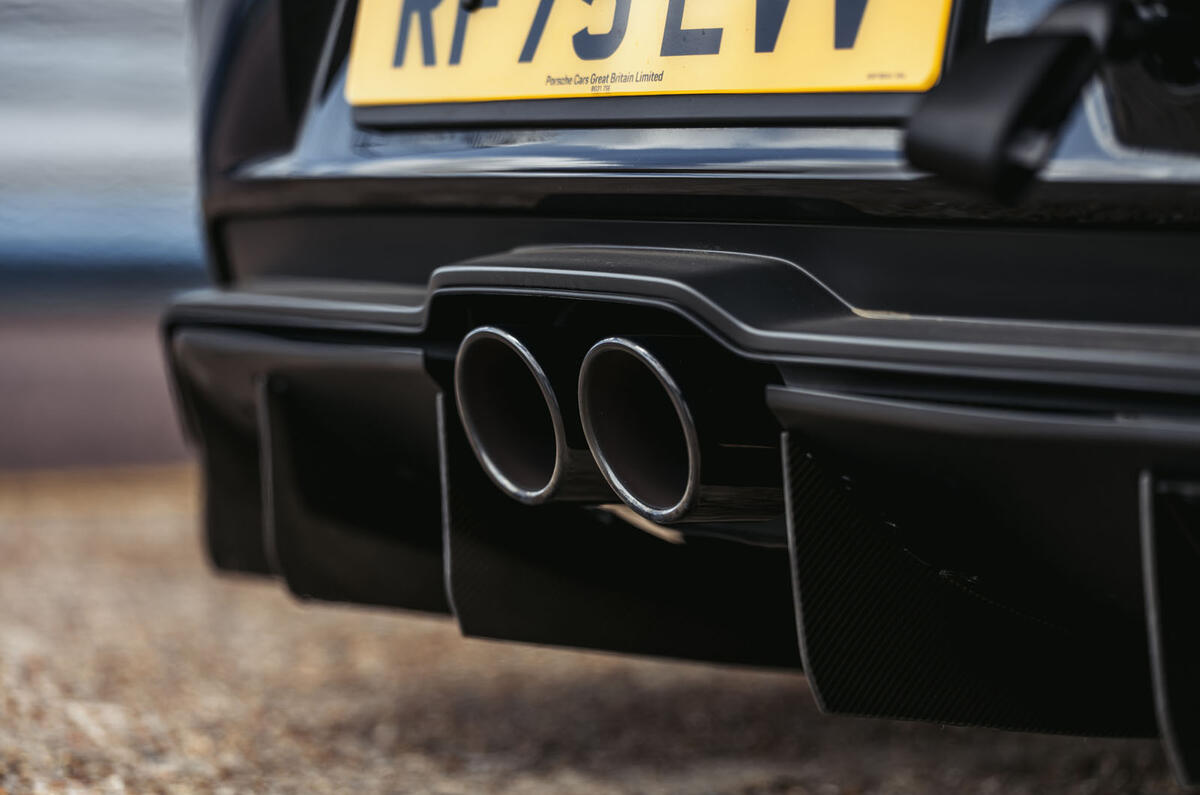 Porsche 911 GT3 Manthey review 2026042