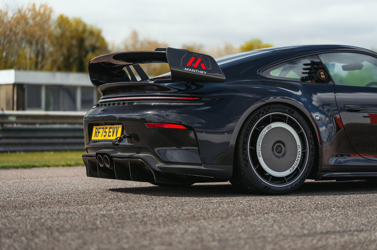 Porsche 911 GT3 Manthey review 2026047