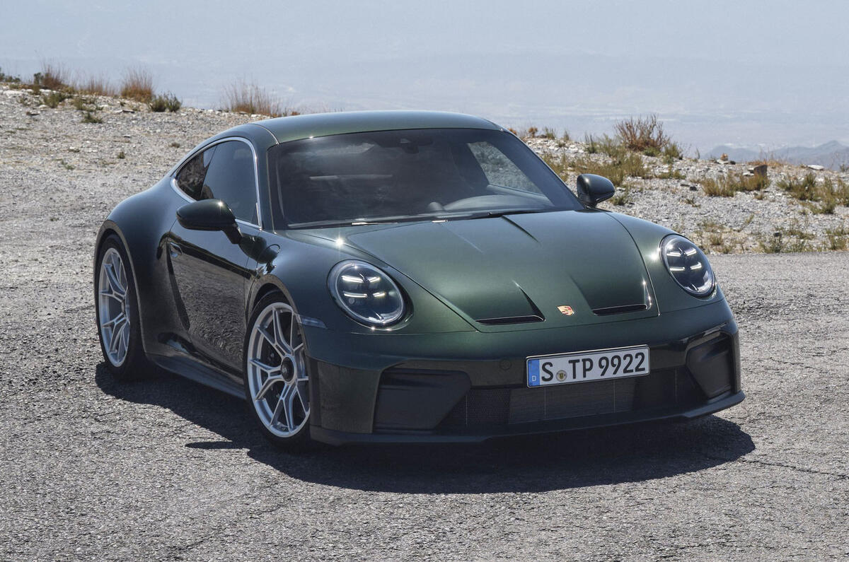 Porsche 911 GT3 Touring 2025 front Porsche 911 GT3 Touring 2025 front