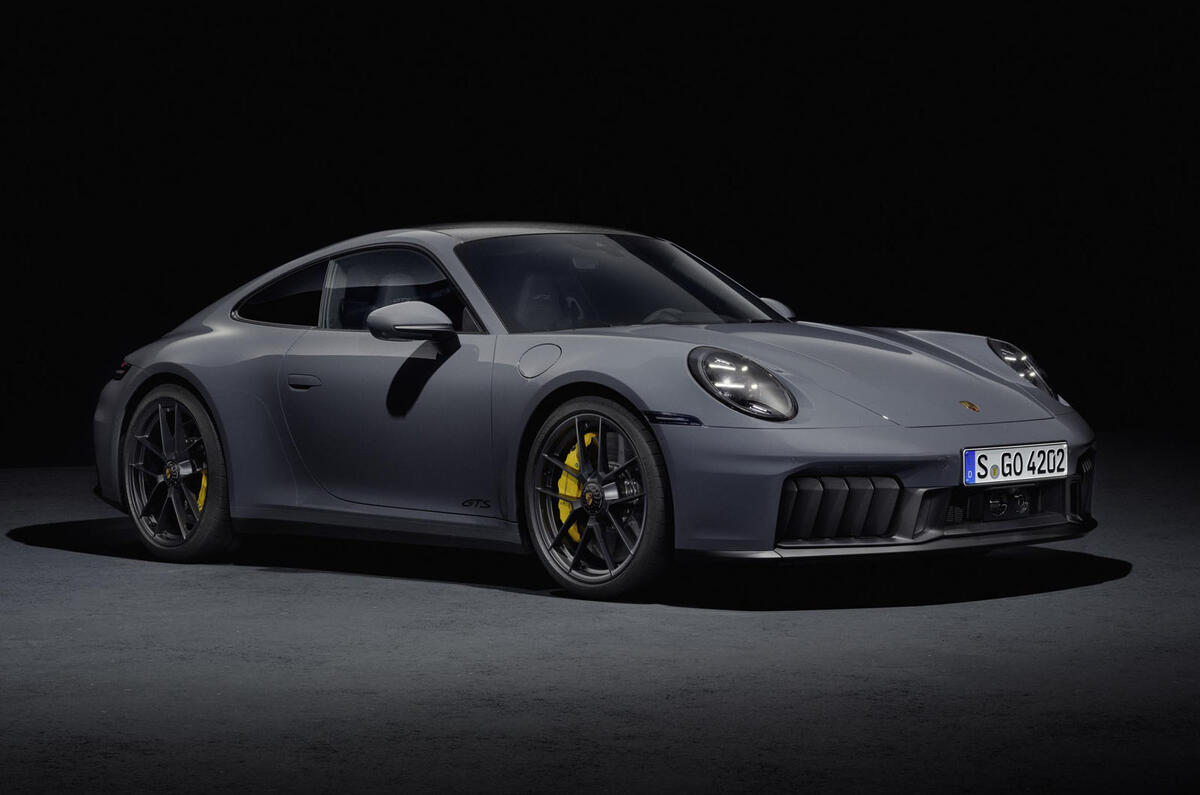 Porsche 911 GTS hybrid front quarter