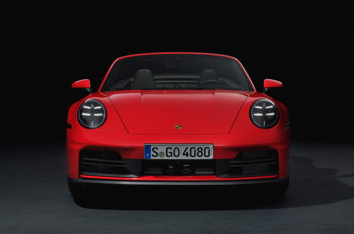 Porsche 911 hybrid convertible front