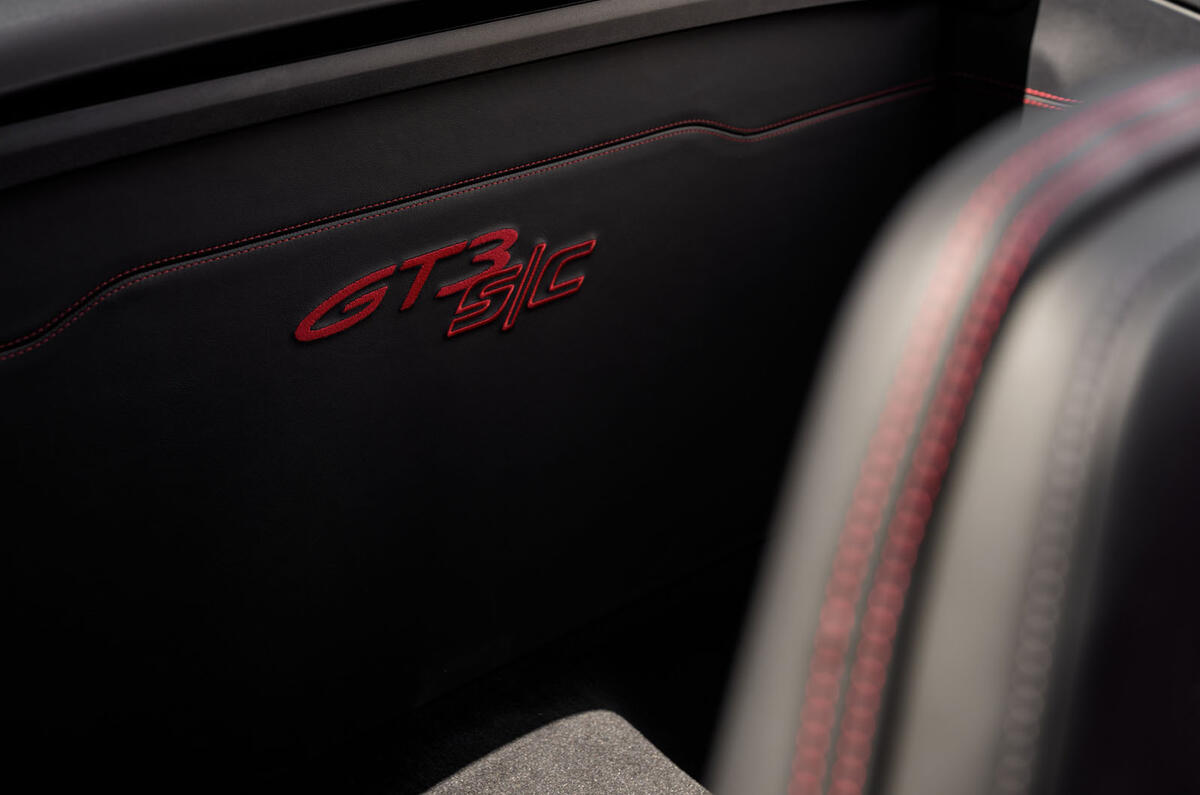 Porsche 911 sc GT3 2026 090