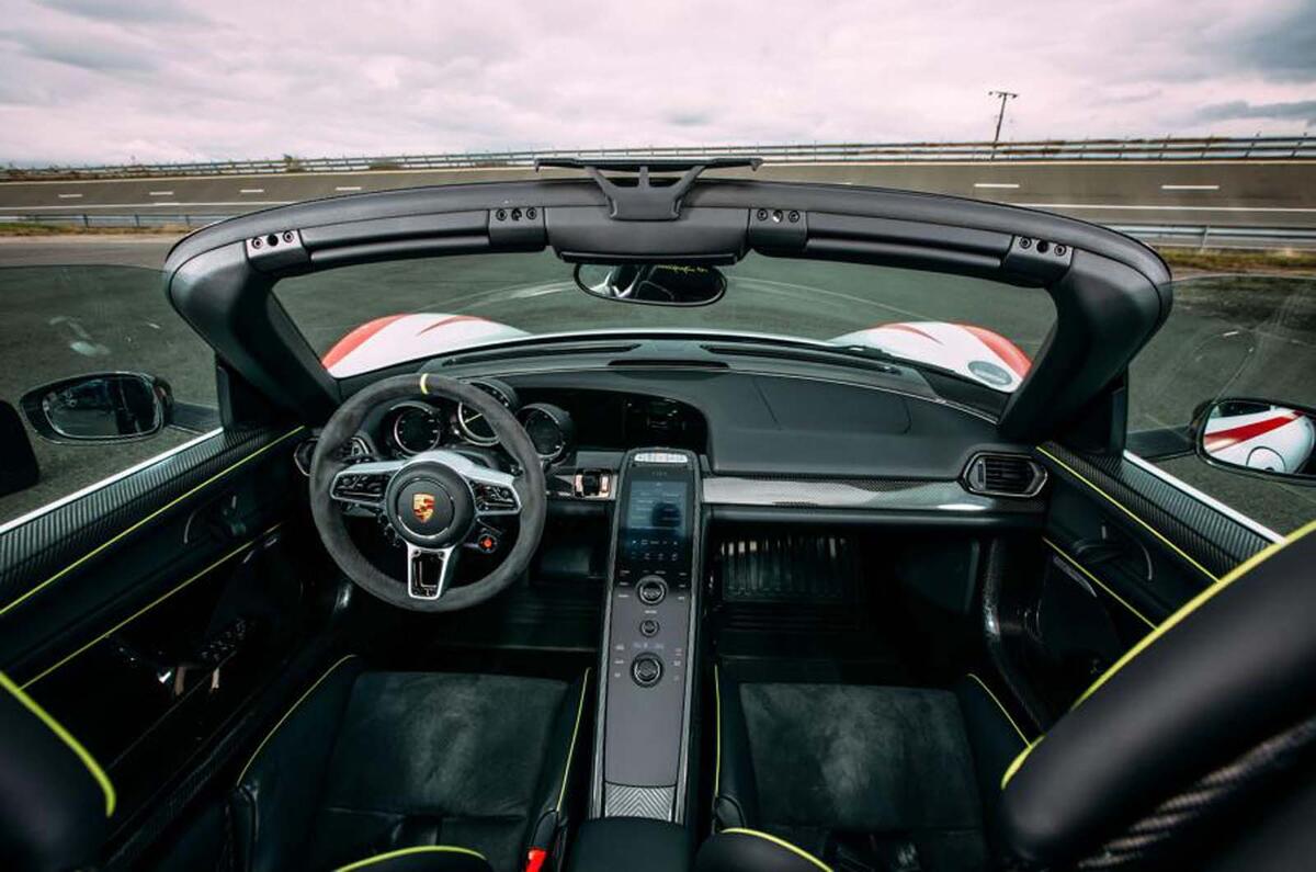 Porsche 918