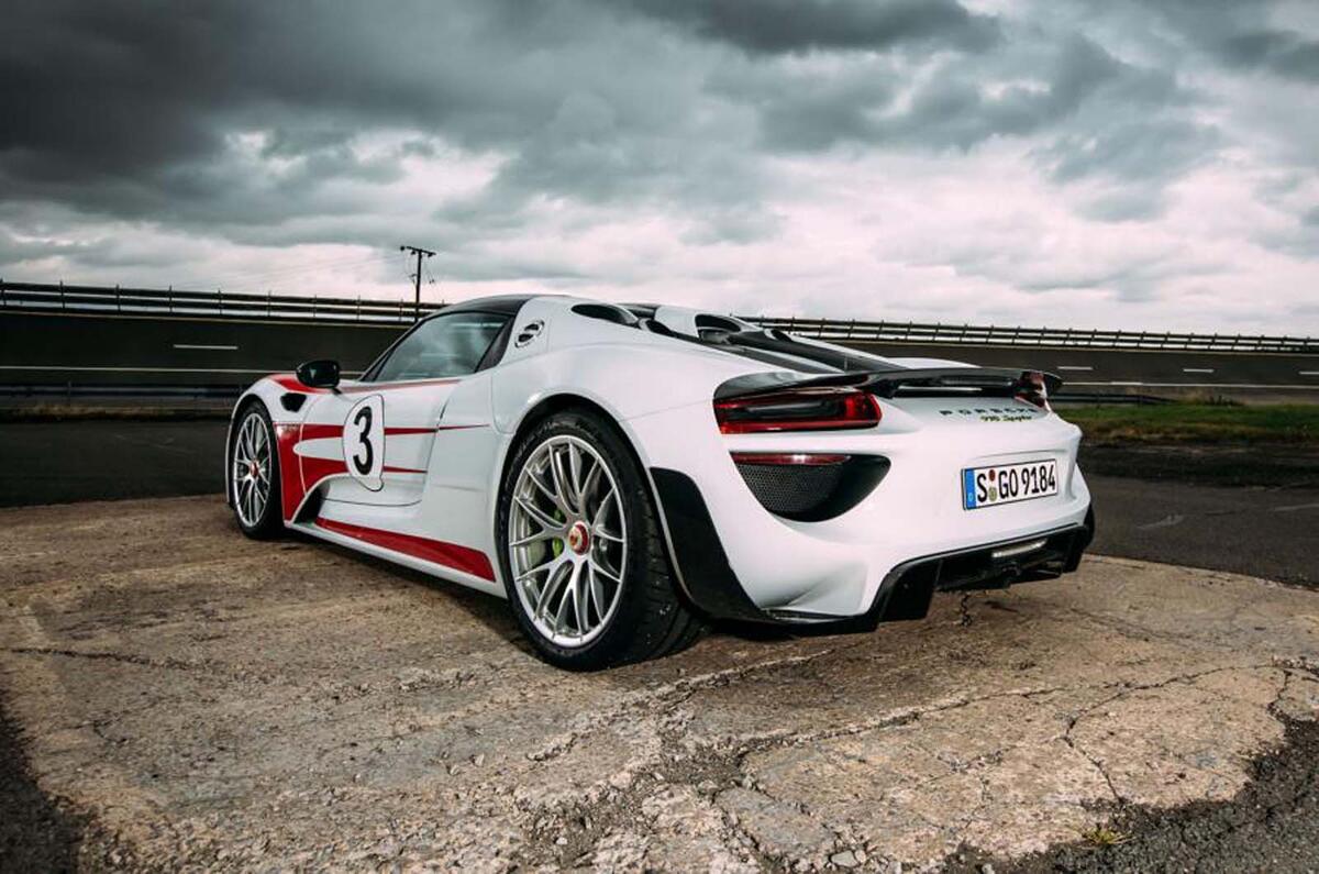 Porsche 918