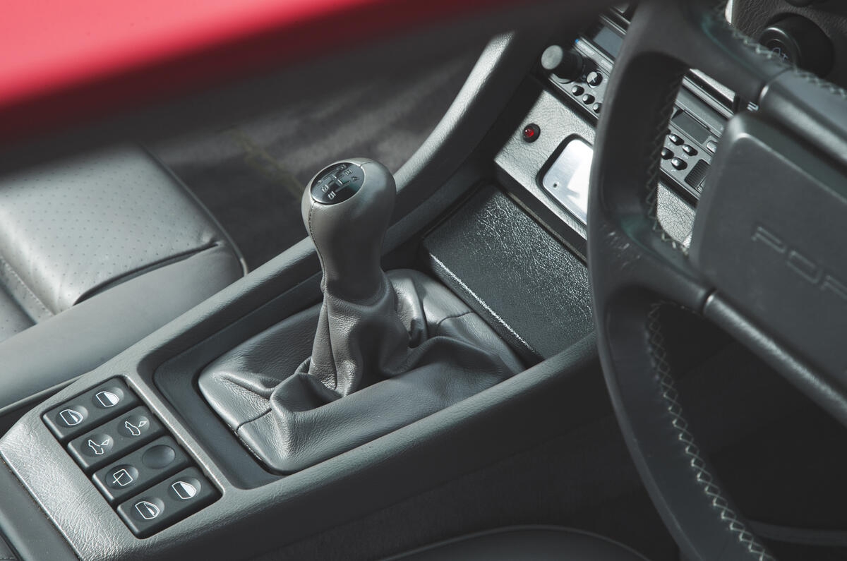 Porsche 928 centre console Porsche 928 centre console