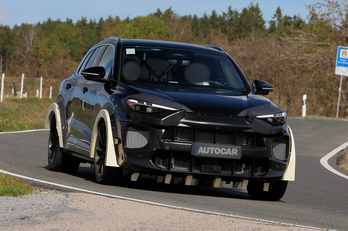 Porsche B SUV mule 4