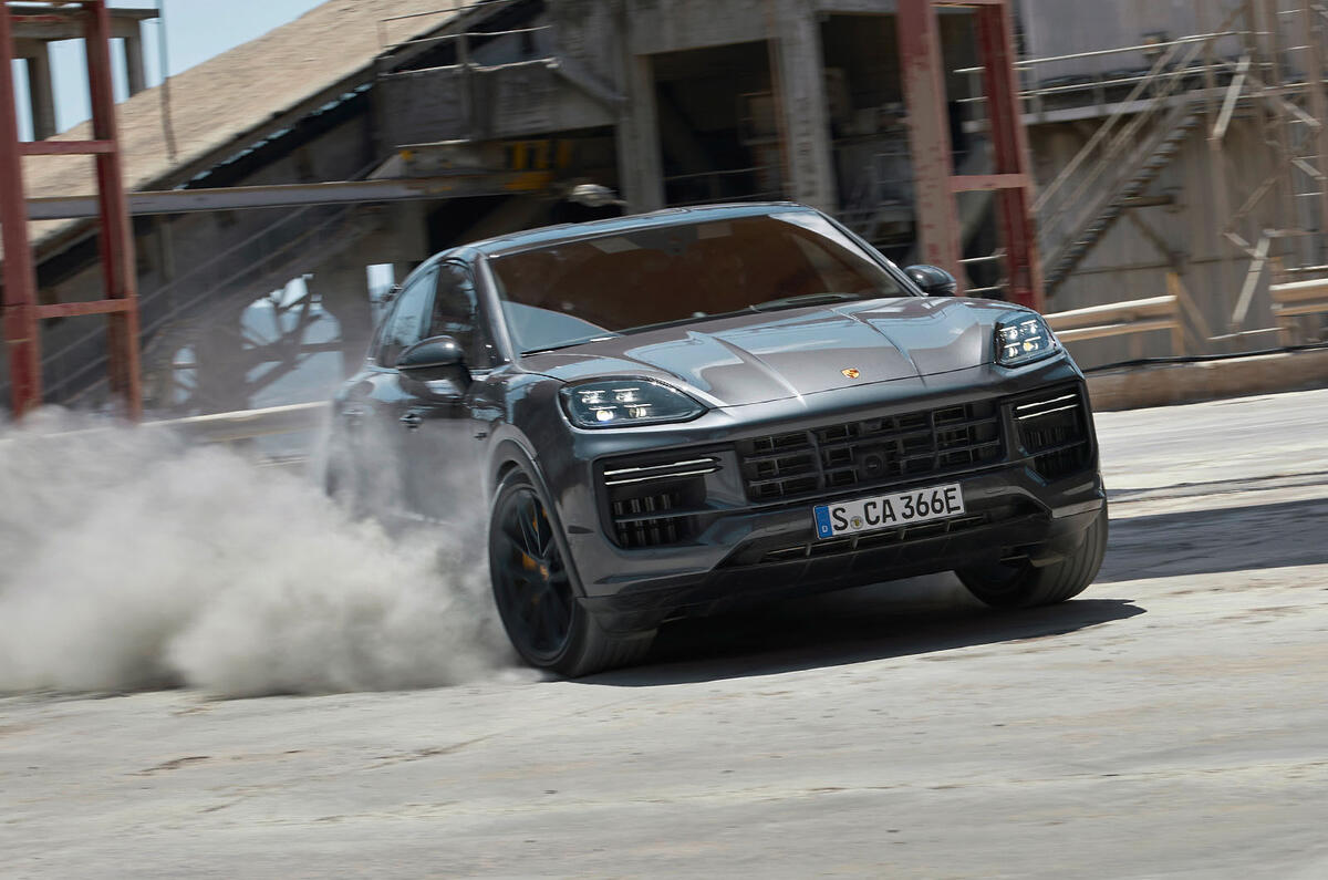 porsche cayenne 2023 01 cornering front
