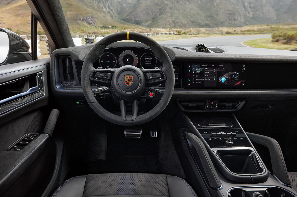 Porsche Cayenne coupe interior Porsche Cayenne coupe interior