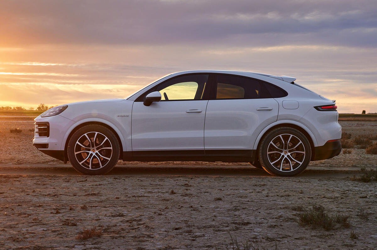 Porsche Cayenne coupe side Porsche Cayenne coupe side
