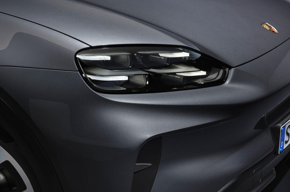 Porsche Cayenne Electric 2025 010