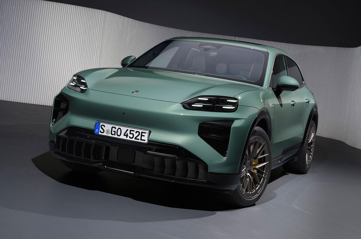 Porsche Cayenne Electric 2025 023