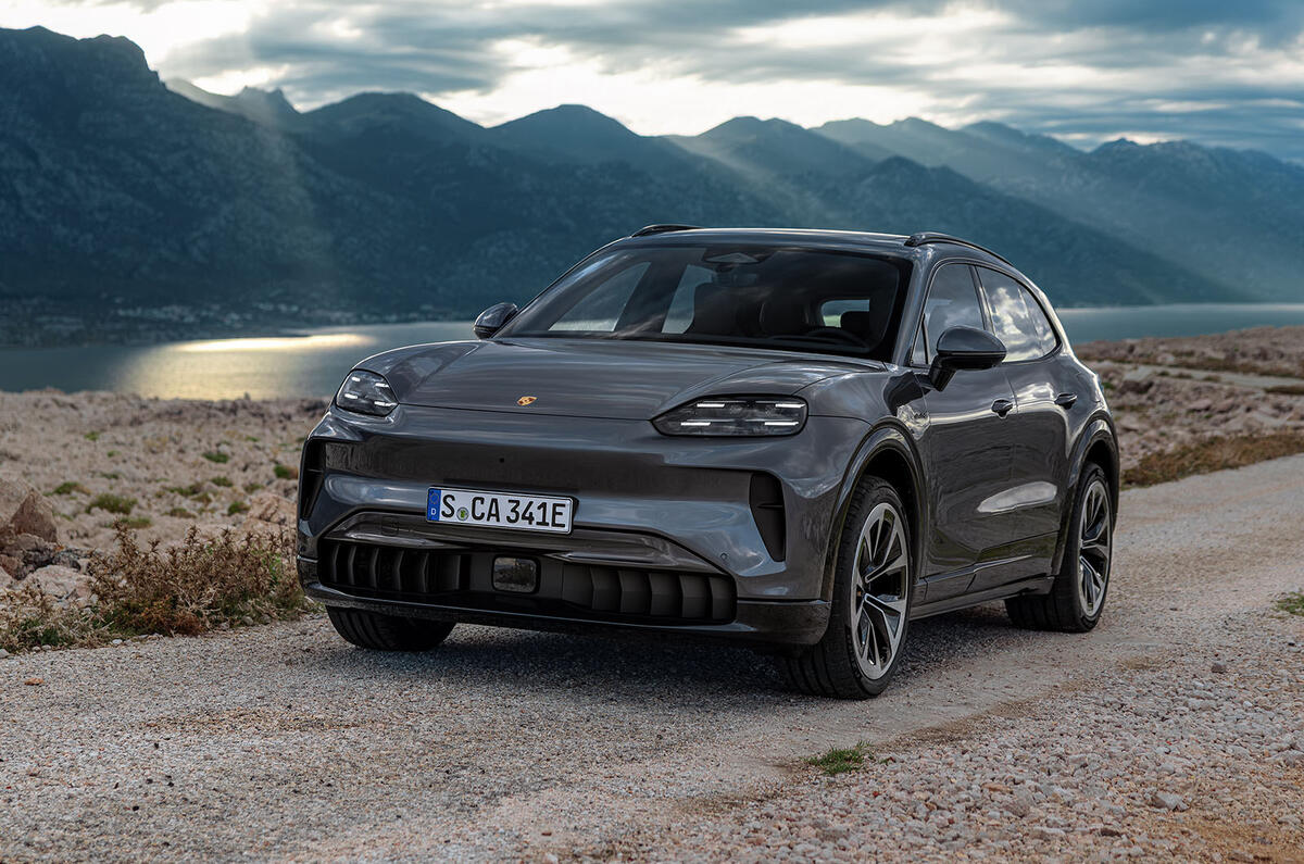 Porsche Cayenne Electric 2025 034