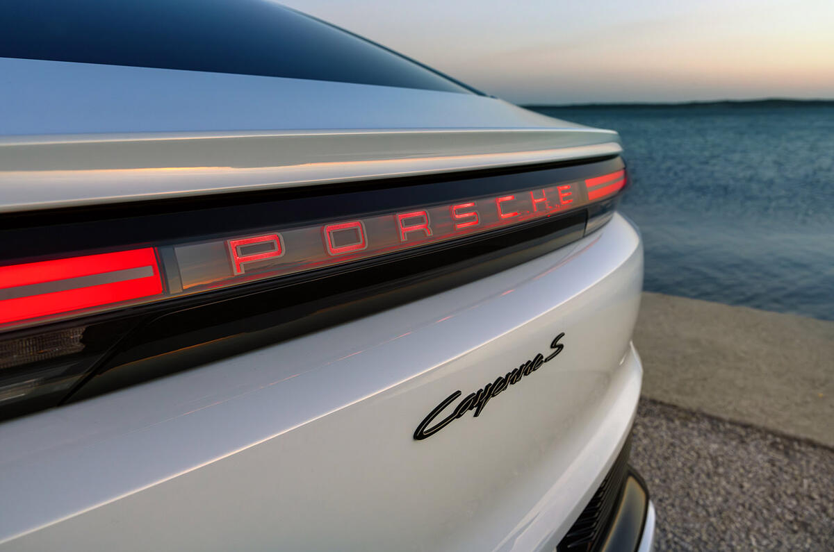 Porsche Cayenne Electric coupe 3