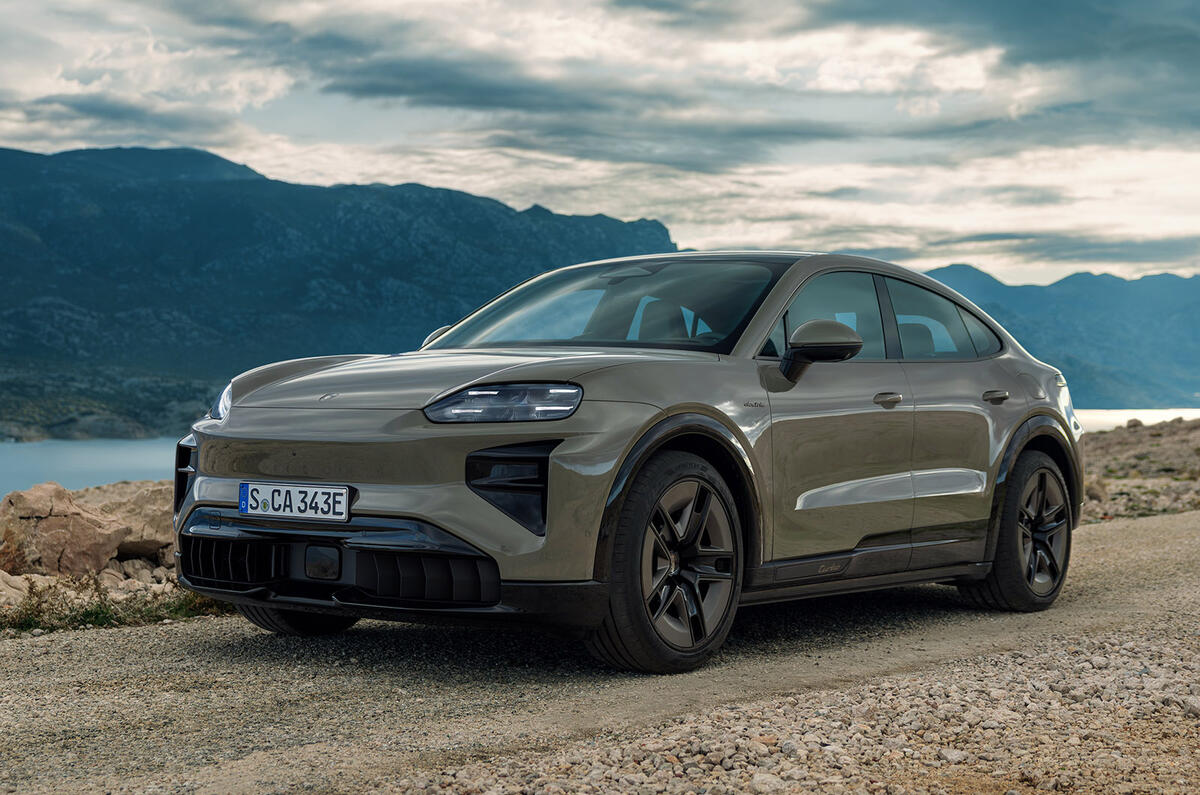 Porsche Cayenne Electric coupe 7