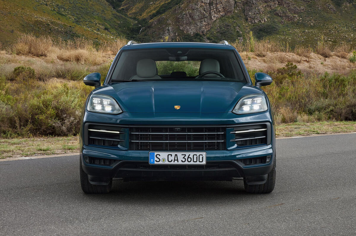 Porsche Cayenne front Porsche Cayenne front