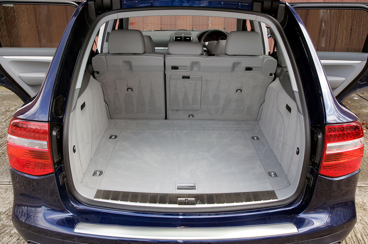 Porsche Cayenne S boot Porsche Cayenne S boot