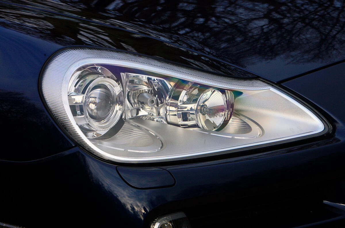 Porsche Cayenne S lights Porsche Cayenne S lights