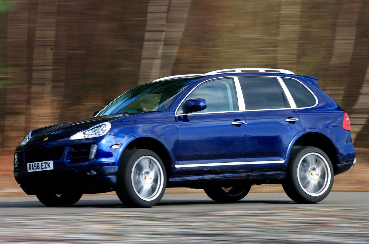 Porsche Cayenne S side Porsche Cayenne S side